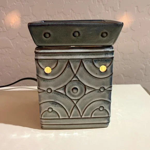Scentsy Wax Melt Warmer Lenox Square Candle Fragrance Retired - Picture 5 of 11